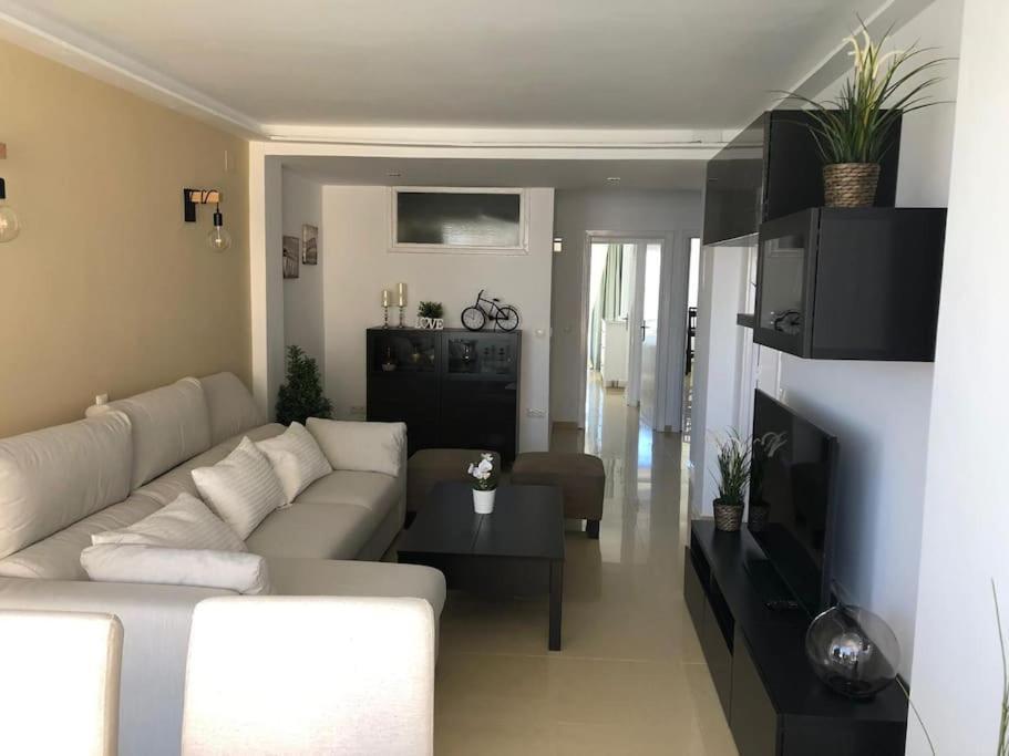 Apartamento Amplio Y Centrico Fuengirola Exterior photo